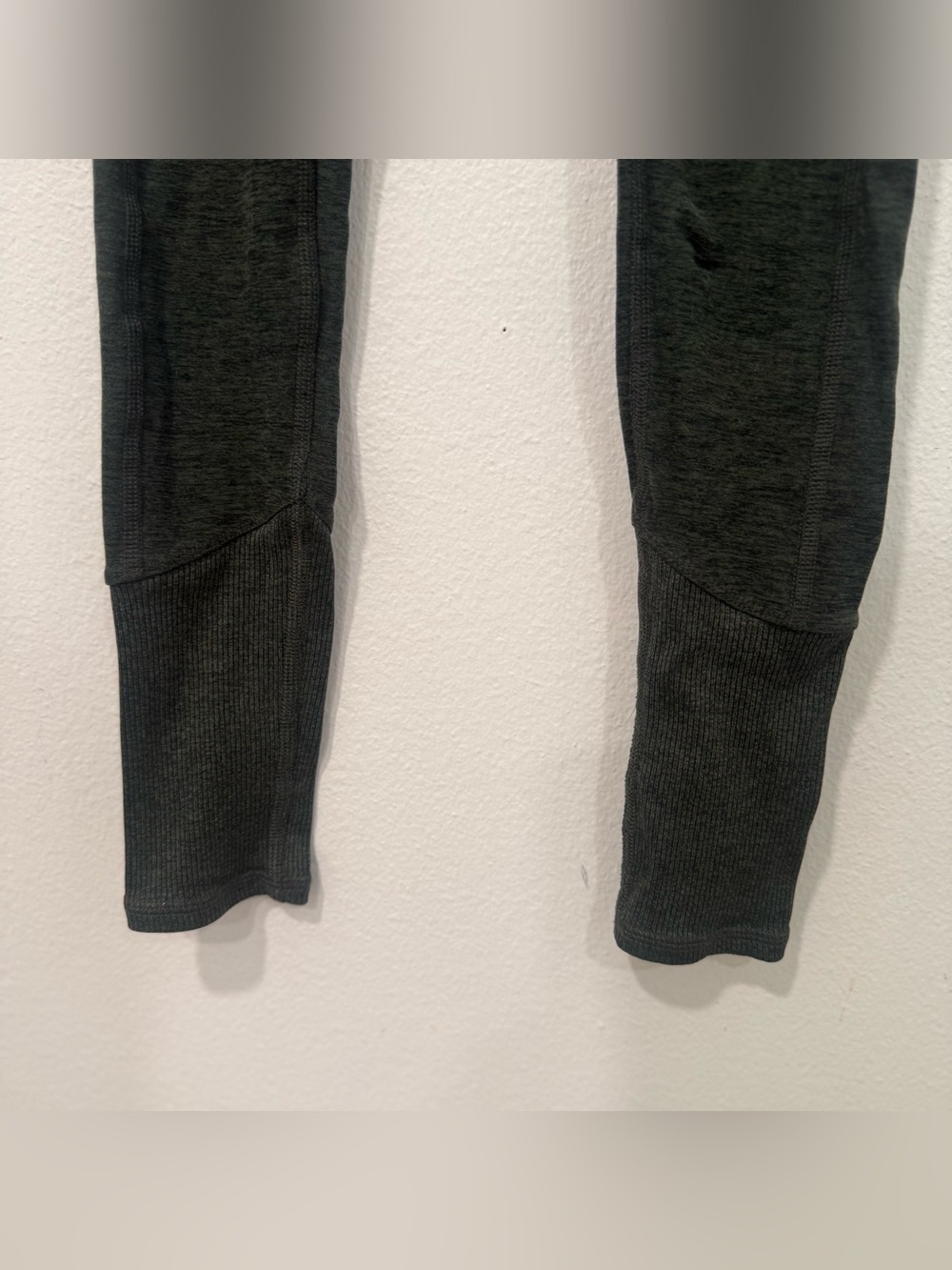 Alo Yoga Green High Waist Alosoft Lounge Leggings XXS - Picture 4 of 9
